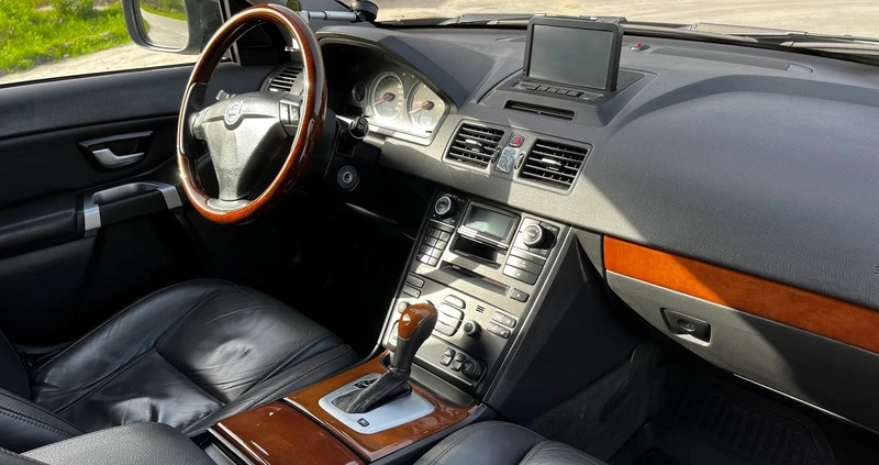 Volvo XC 90 cena 58000 przebieg: 242000, rok produkcji 2010 z Warszawa małe 529